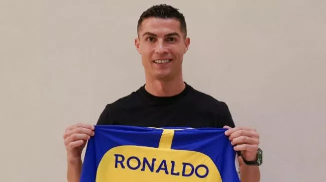 22532-cristiano-ronaldo-twitteratalnassrfc-en