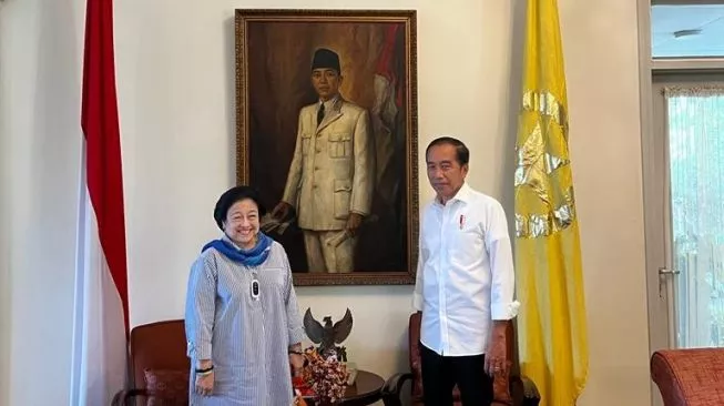 48281-megawati-soekarnoputri-dan-jokowi-jokowi-megawati-megawati-jokowi-jokowi-dan-megawati